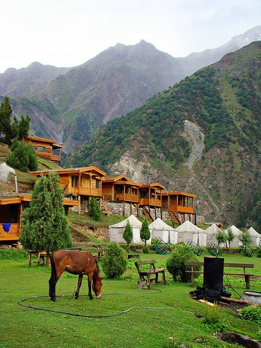 pakistan-travel-holiday-places